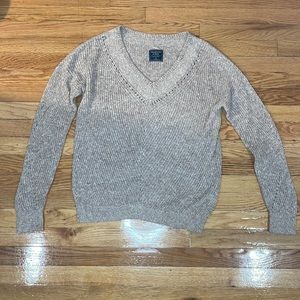Cozy Abercrombie sweater
